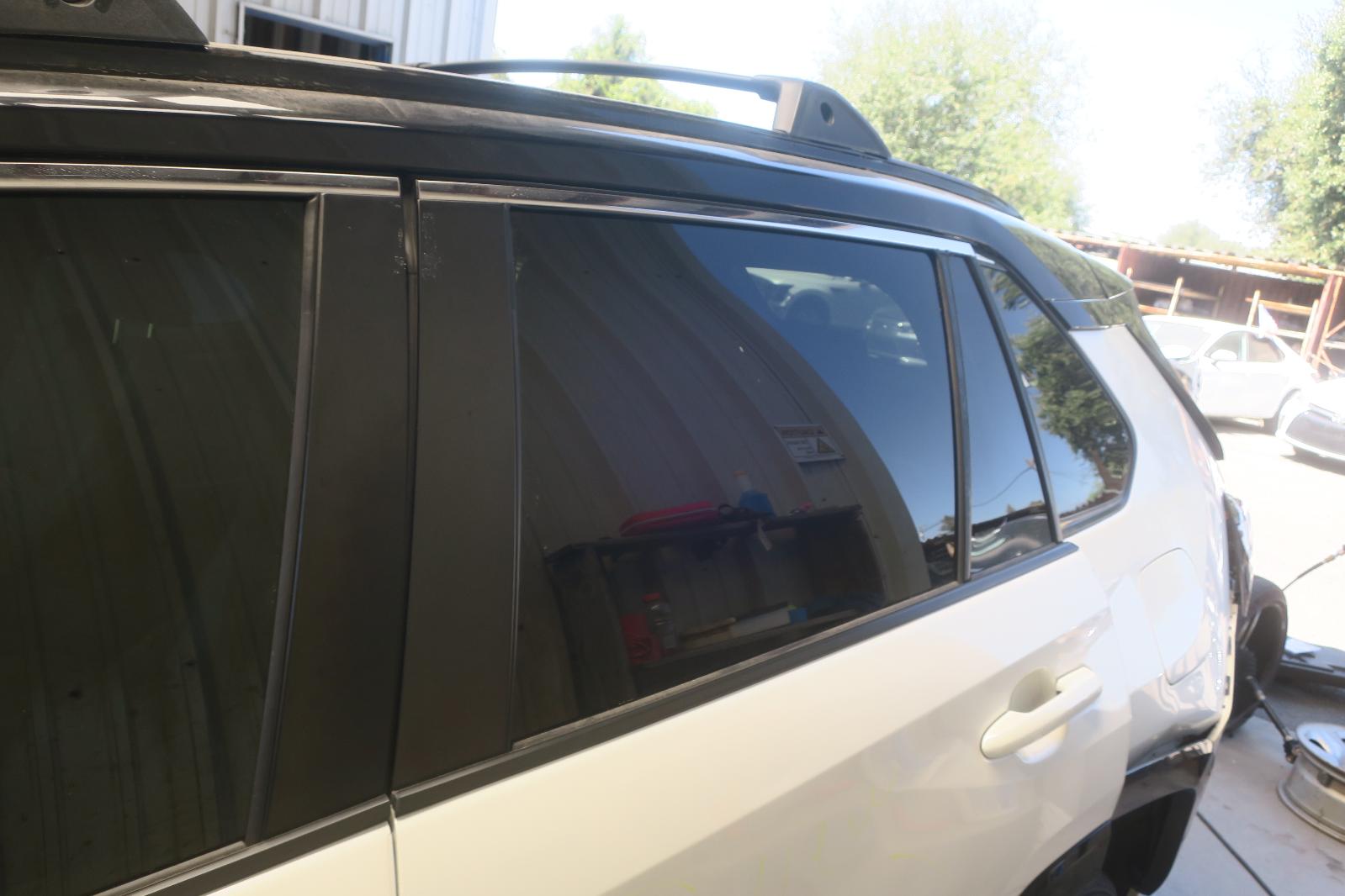 Rear Door Glass