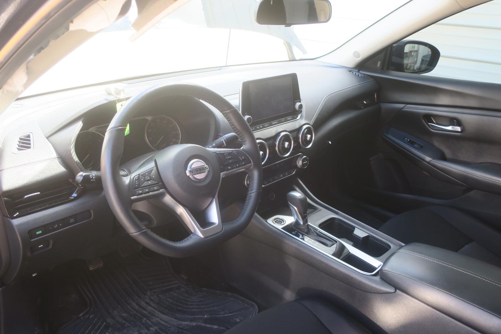 Console, Front