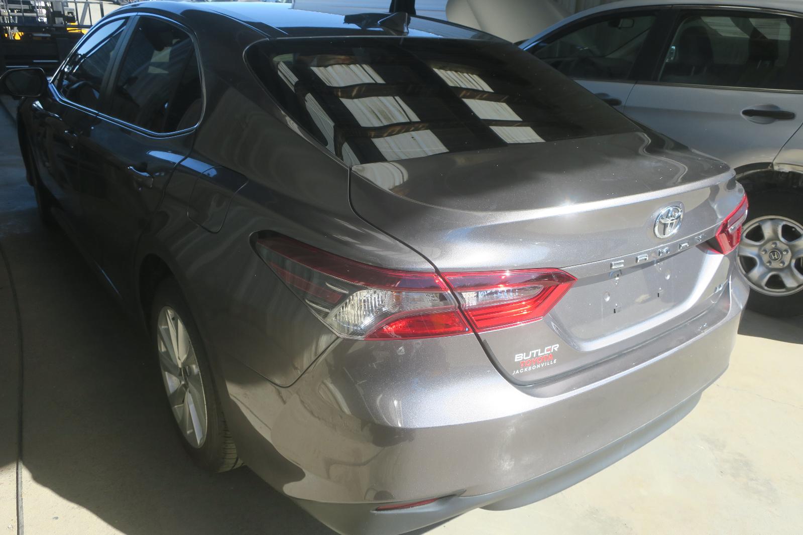 Quarter Panel Assy