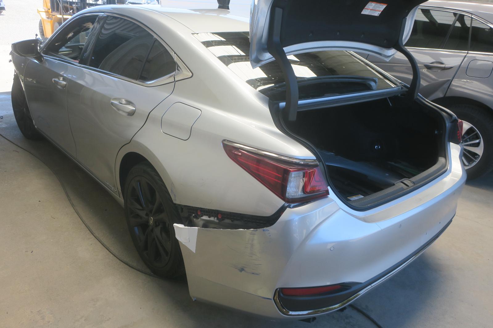 Quarter Panel Assy