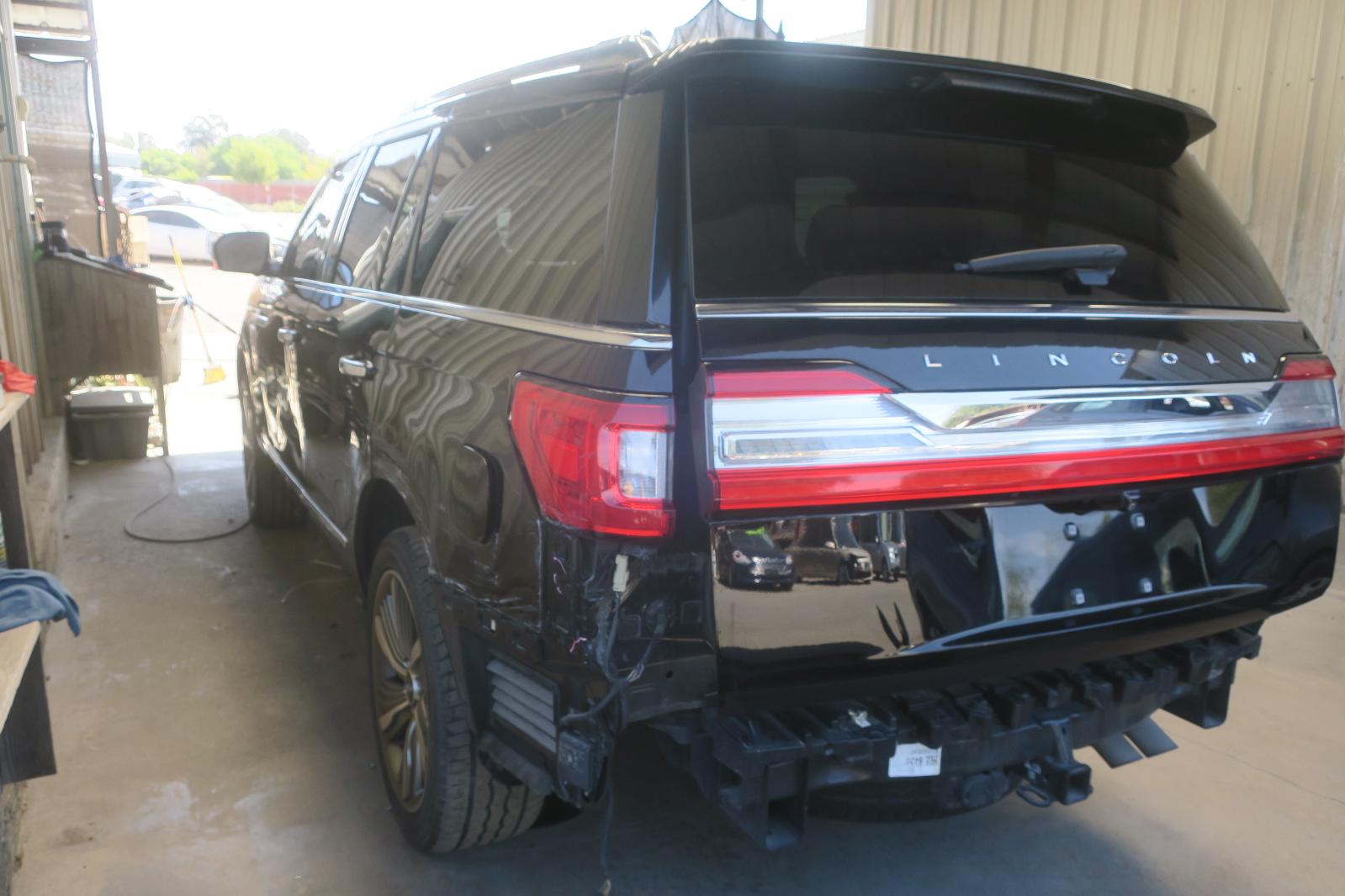 2018 Lincoln Navigator Decklid  Tailgate Hatch