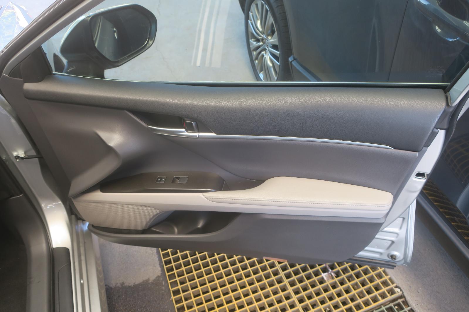 Front Door Panel