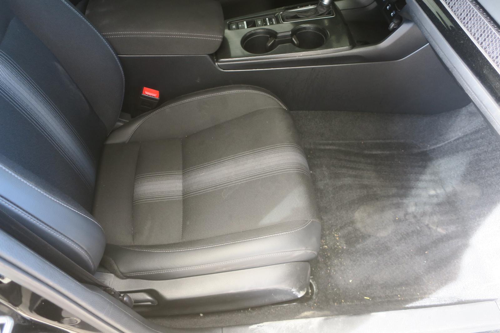 2026 Honda Civic Front Seat