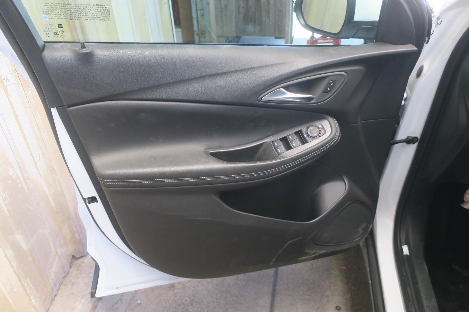 2025 Buick Encore GX Front Door Panel