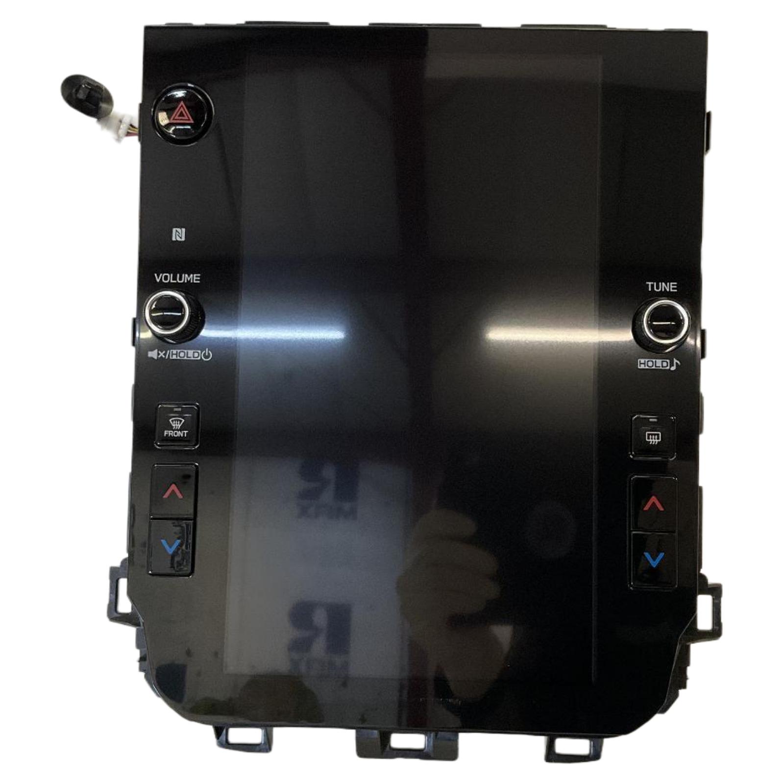 Info-GPS-TV Screen