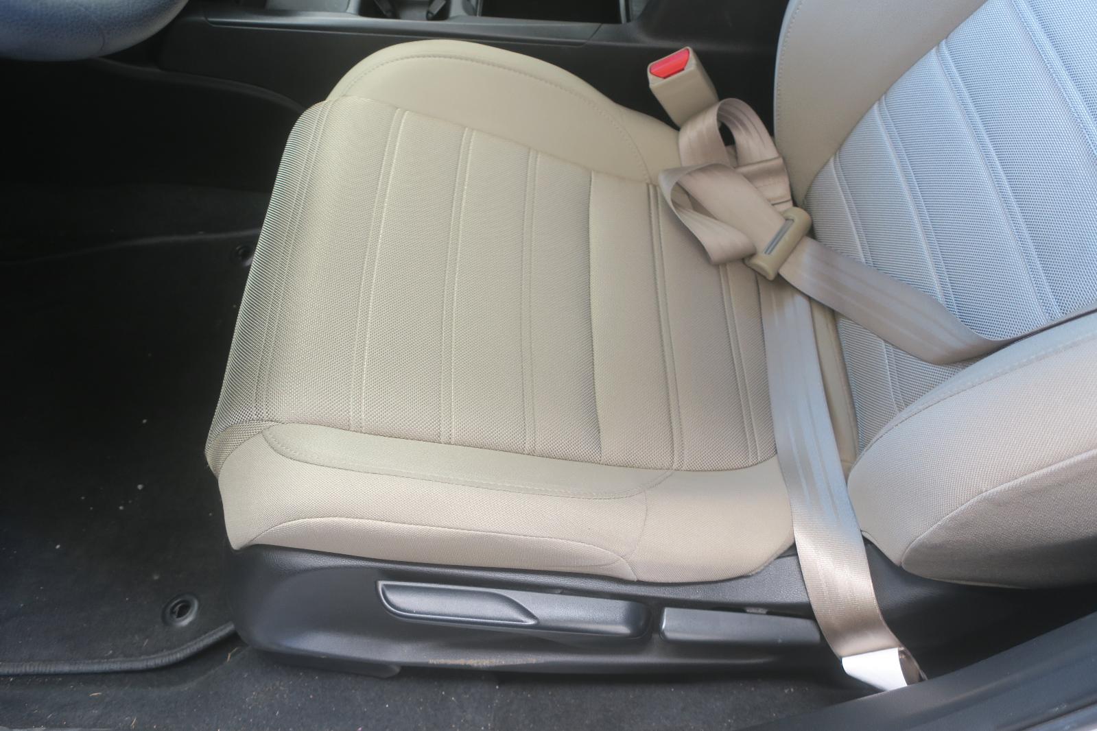 Seat, Front