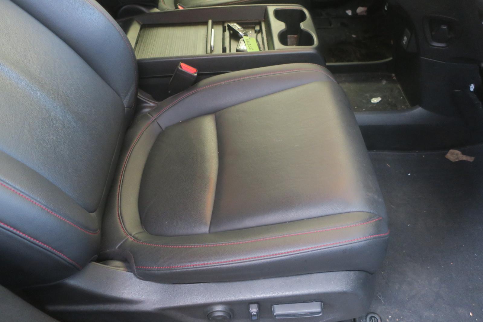 Seat, Front