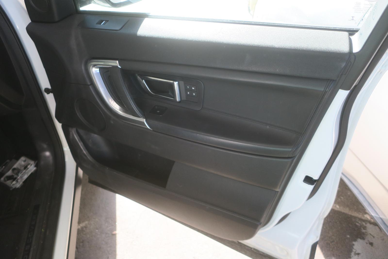 2015 Land Rover Discovery Sport Front Door Panel