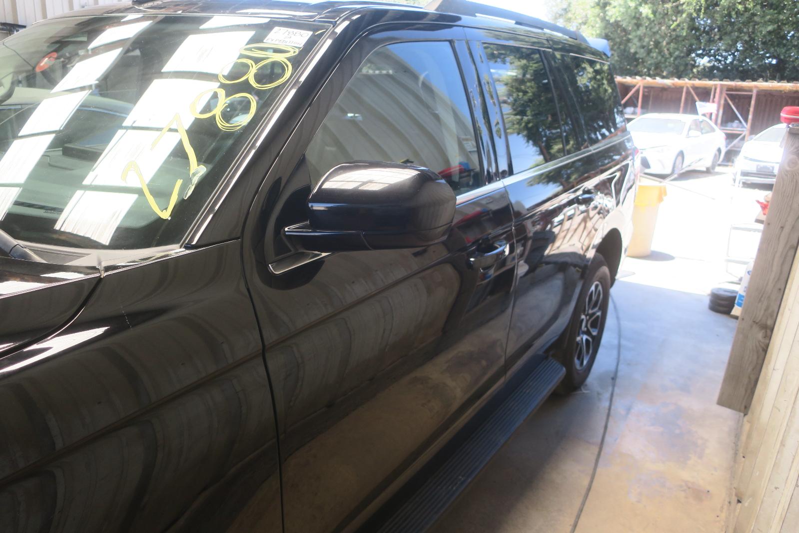 2024 Ford Expedition Front Door Assembly