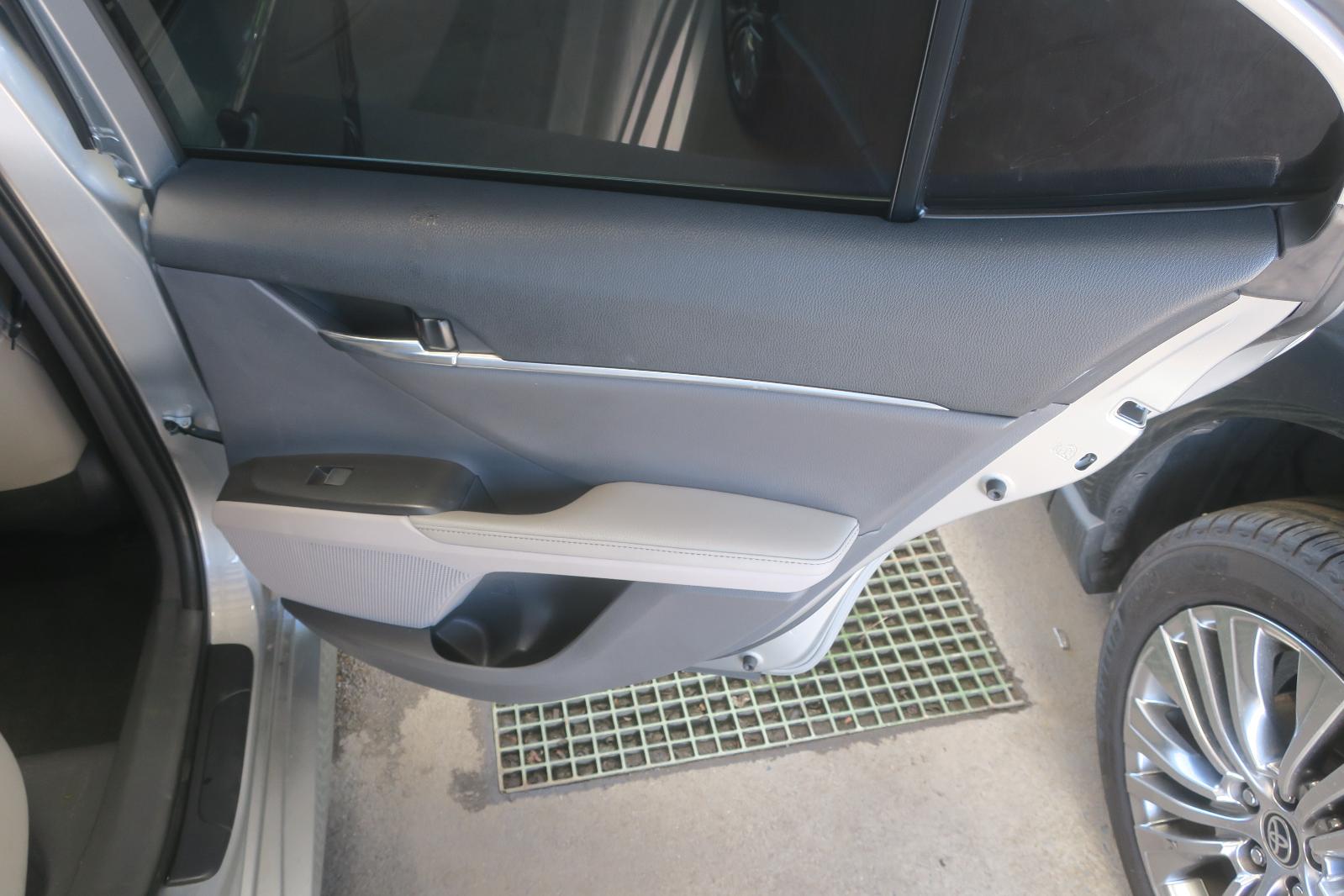 Rear Door Panel