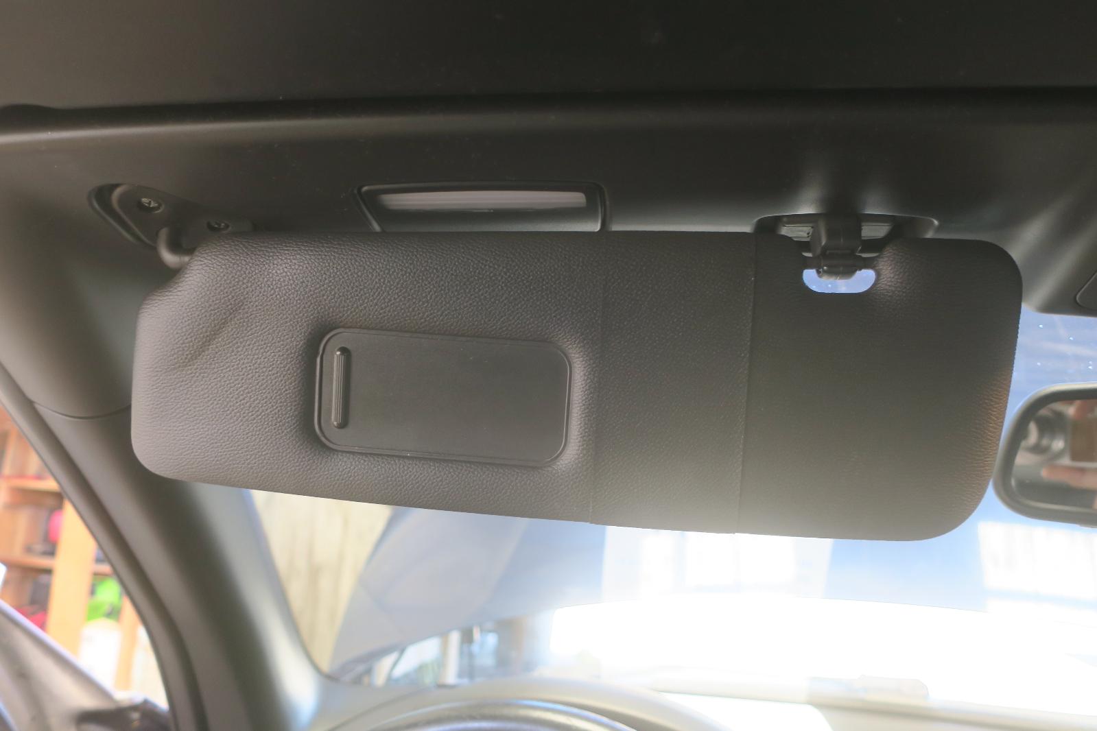 2011 BMW 135i Sun Visor