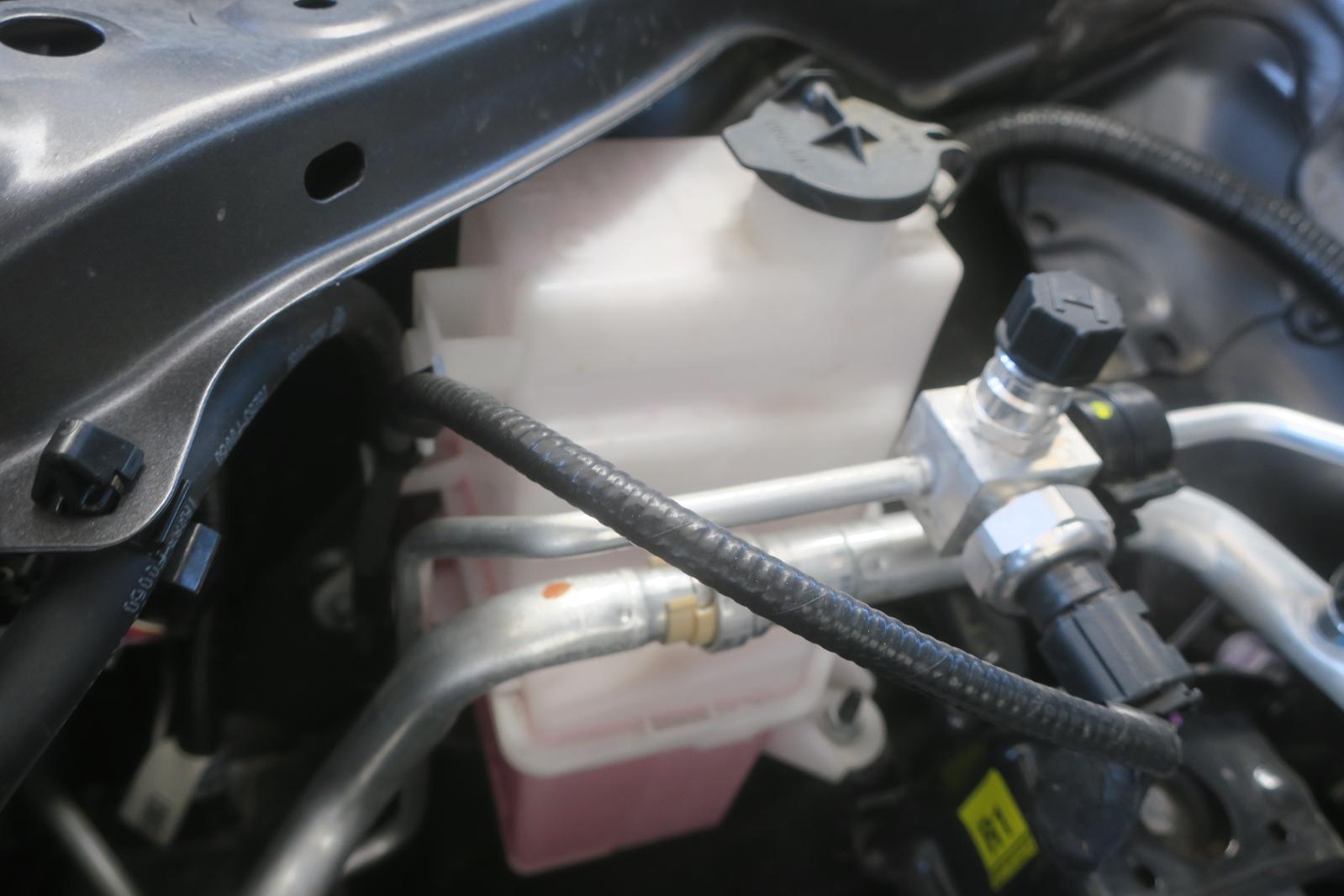 Coolant Overflow Reservoir