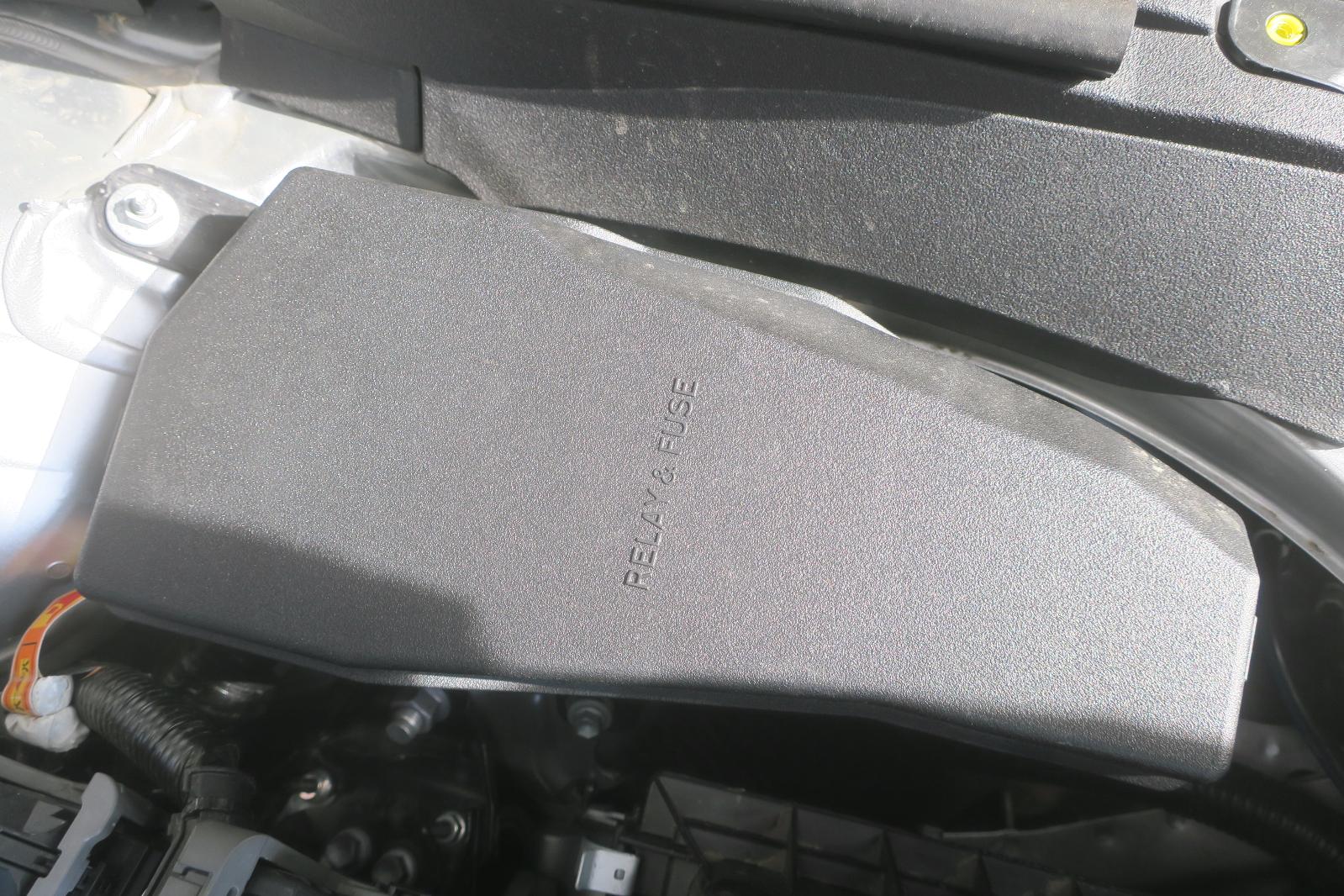 Fuse Box, Engine