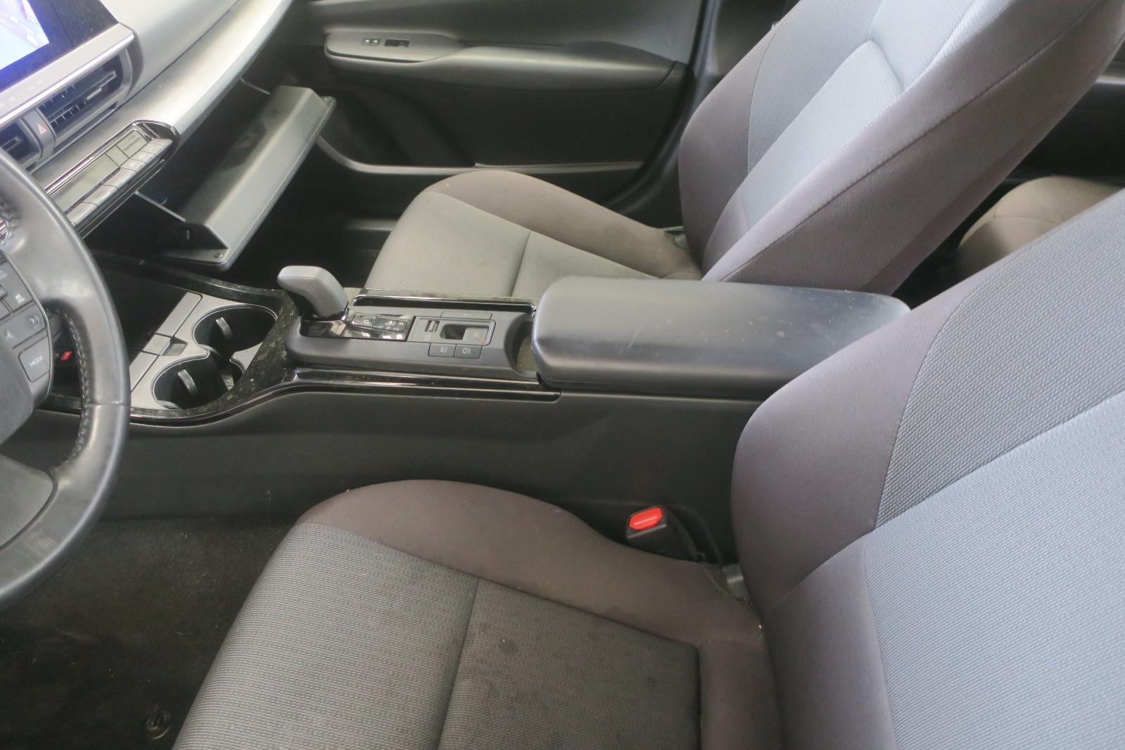 2024 Toyota Prius Front Console