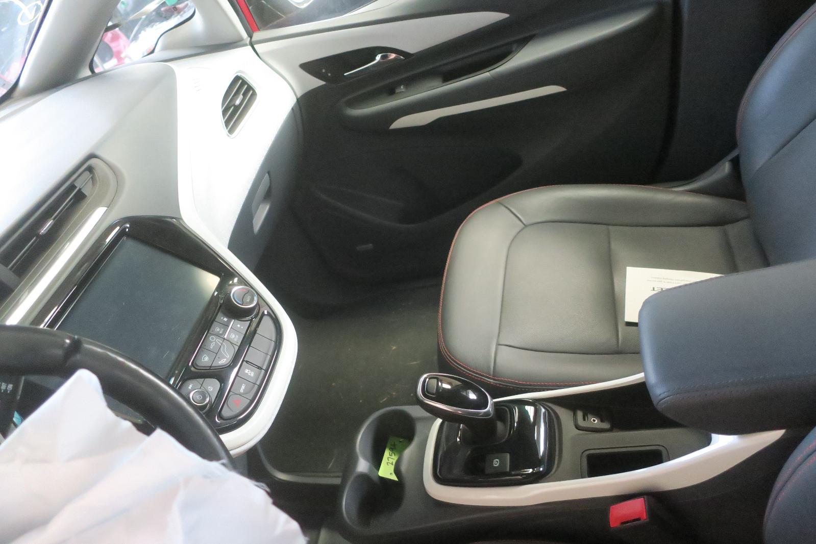 Console, Front