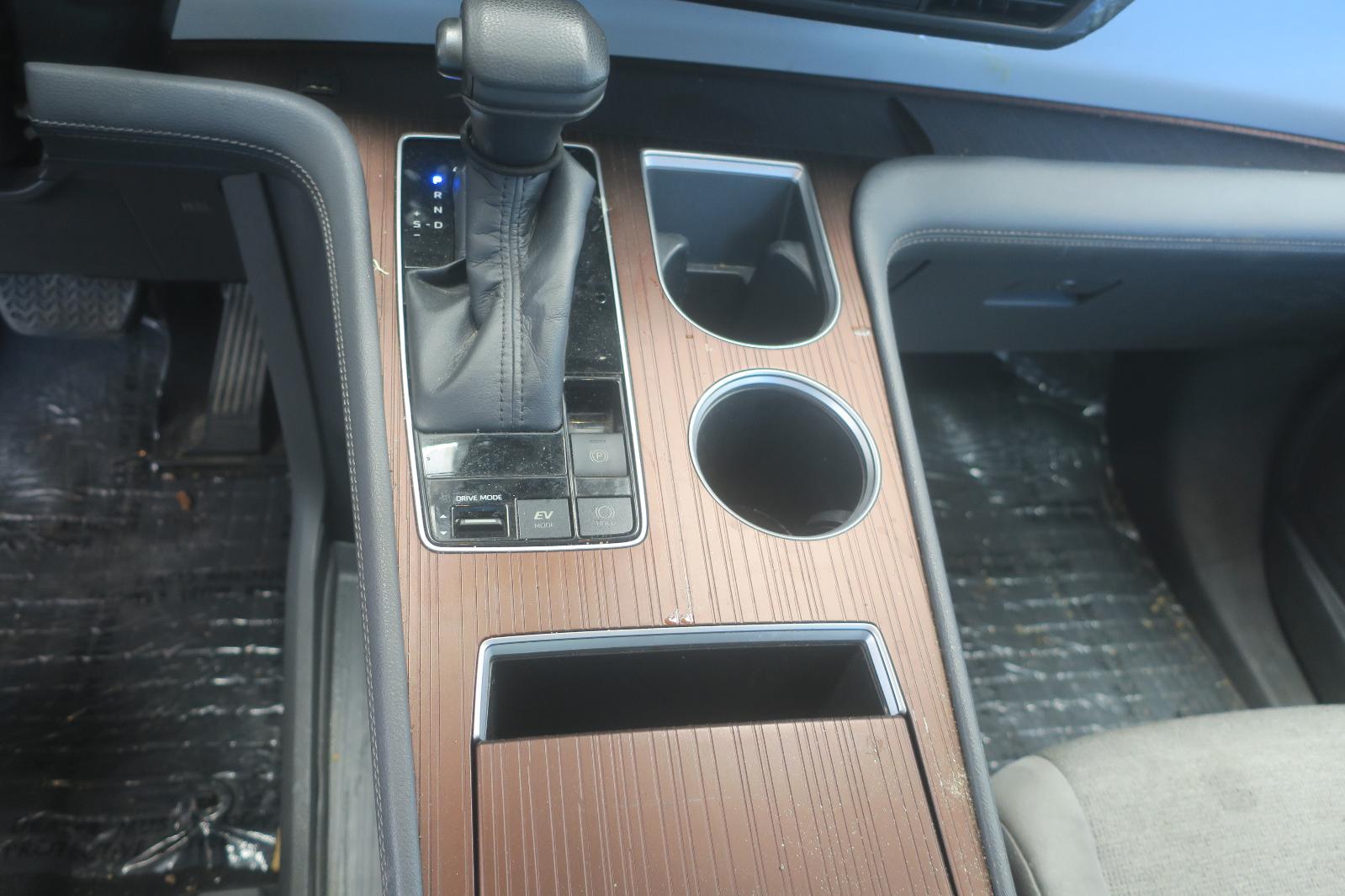 Transmission Shifter Assembly