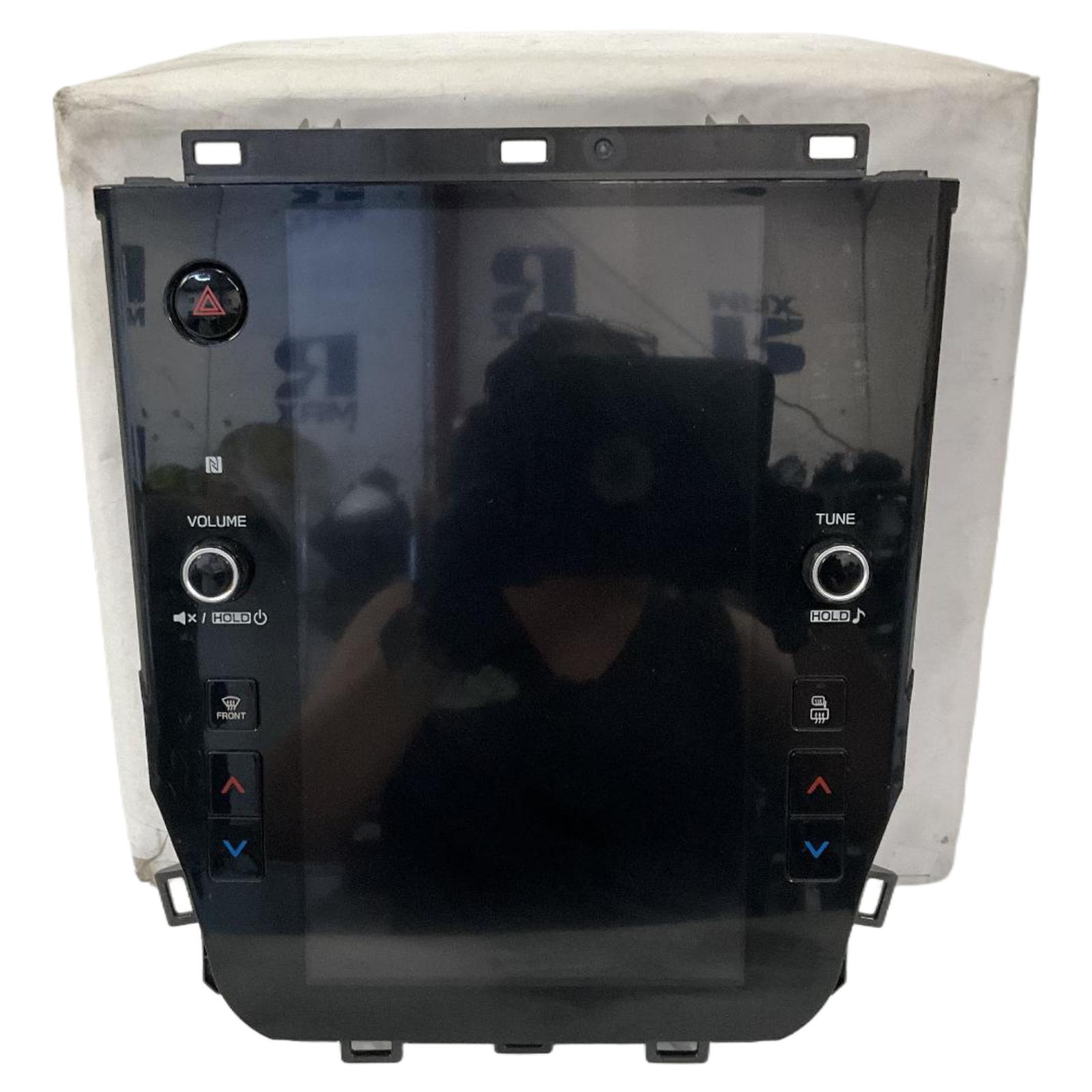 Info-GPS-TV Screen