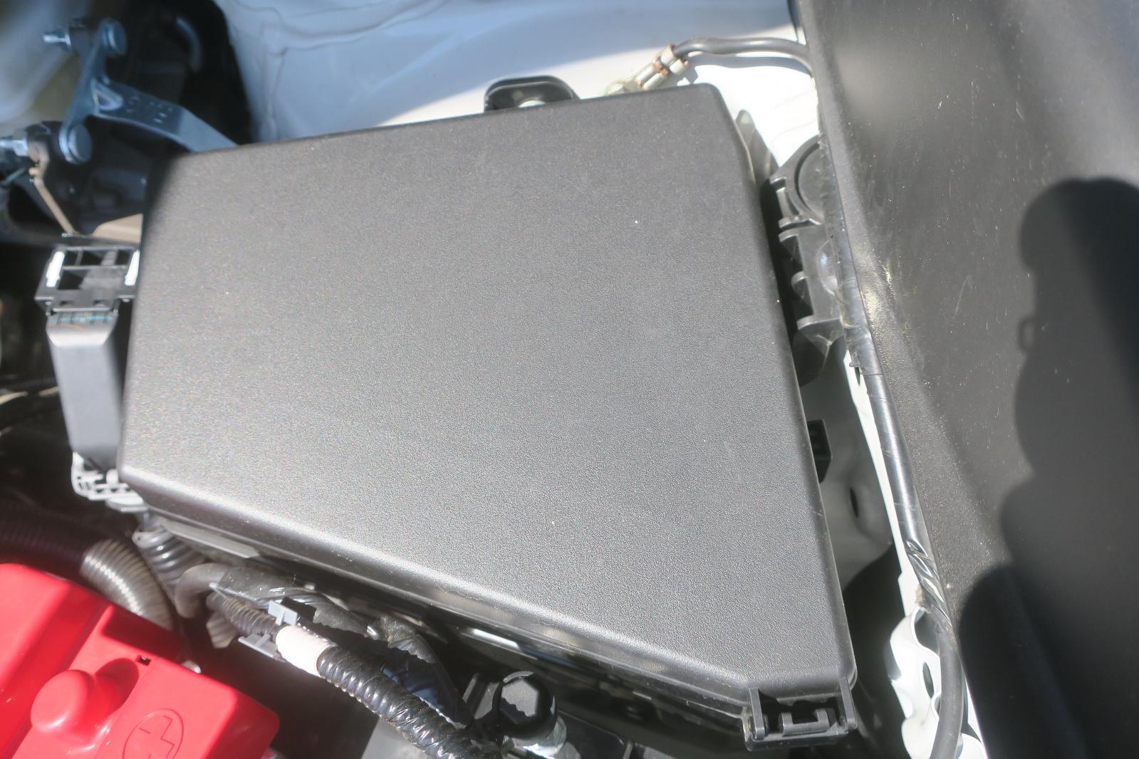 Fuse Box, Engine