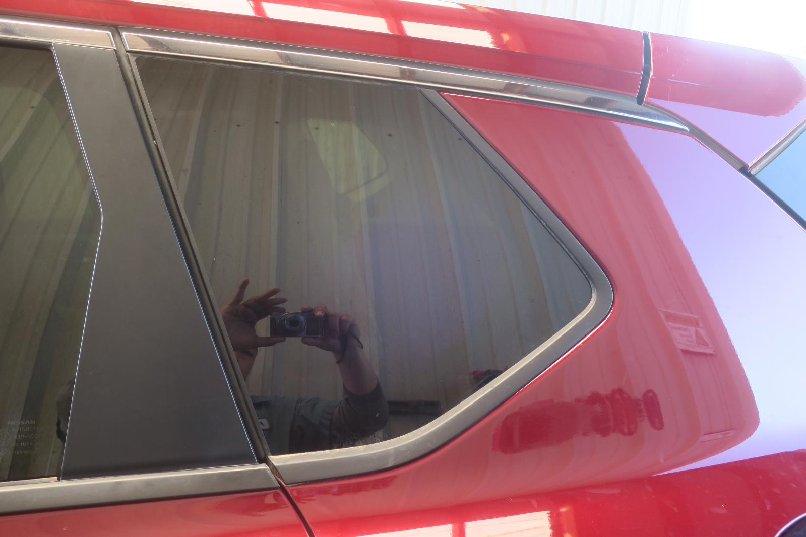 2023 Nissan Rogue Rear Quarter Glass