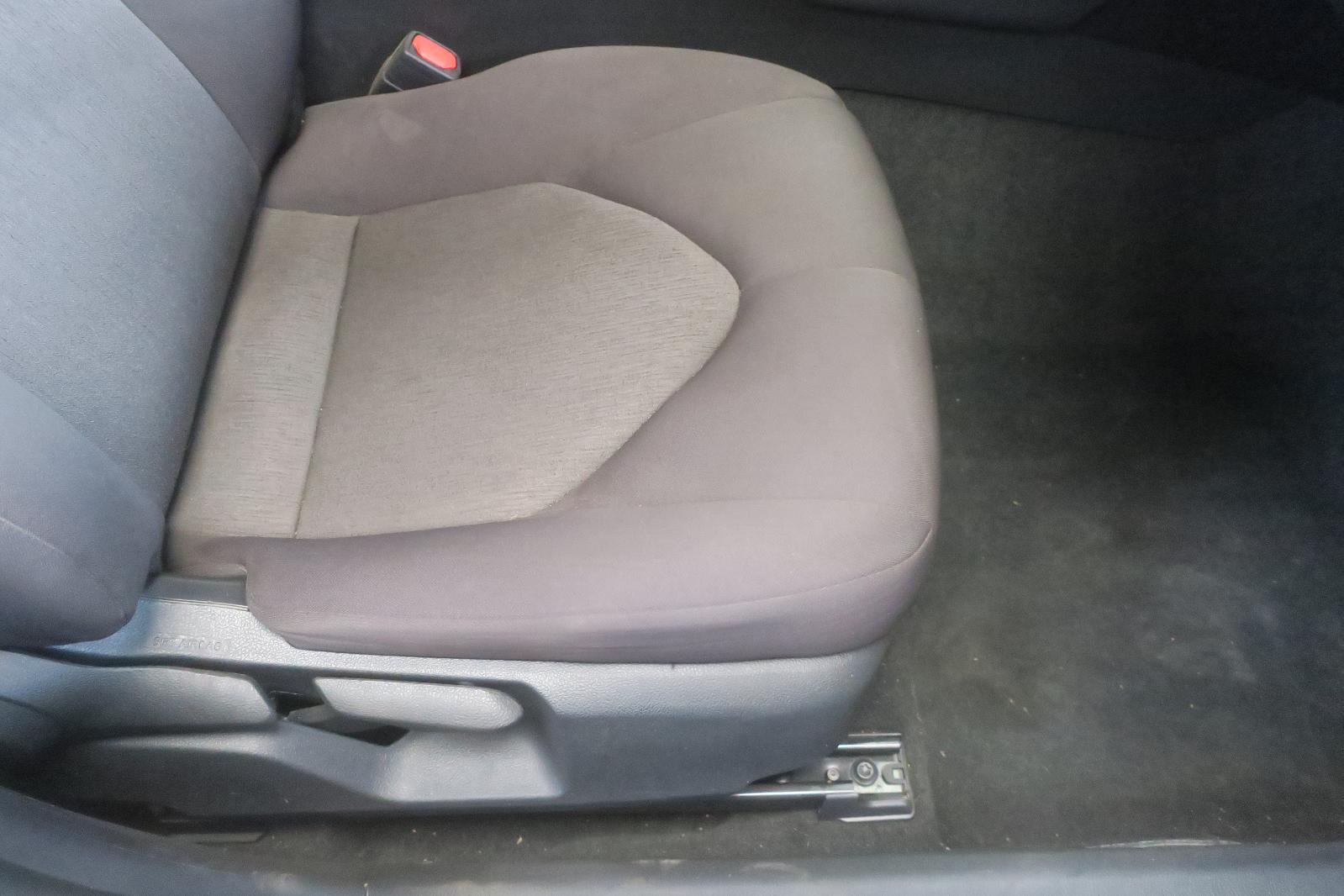 Seat, Front