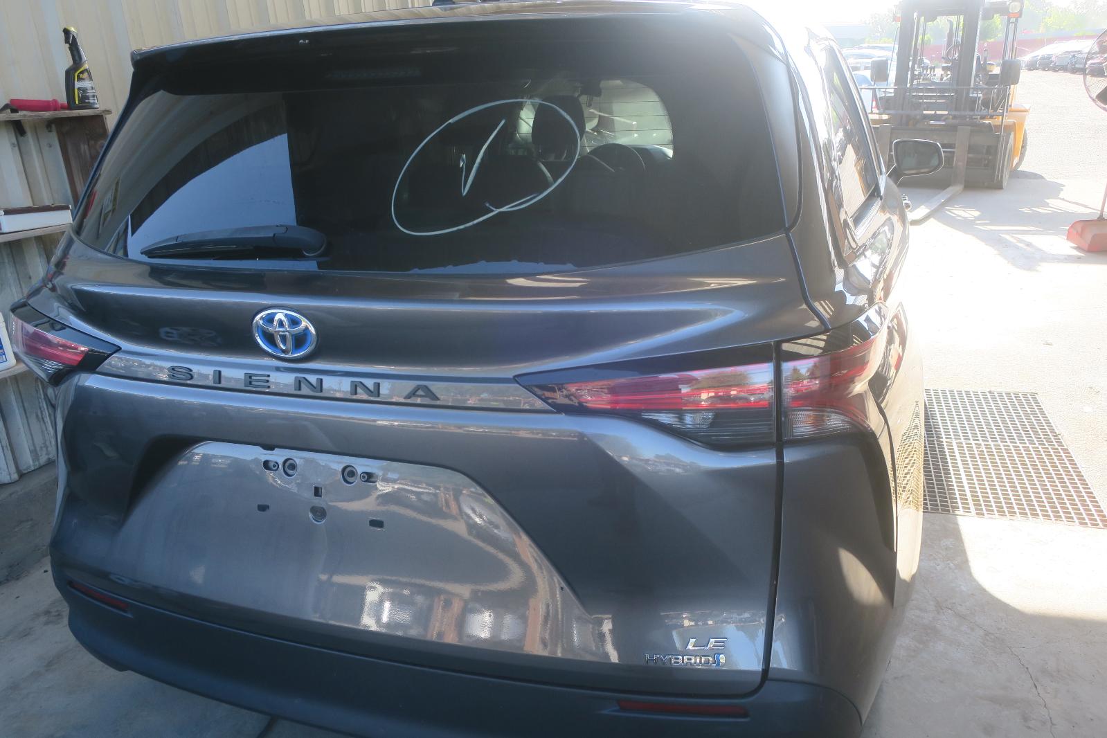 Decklid  Tailgate Hatch