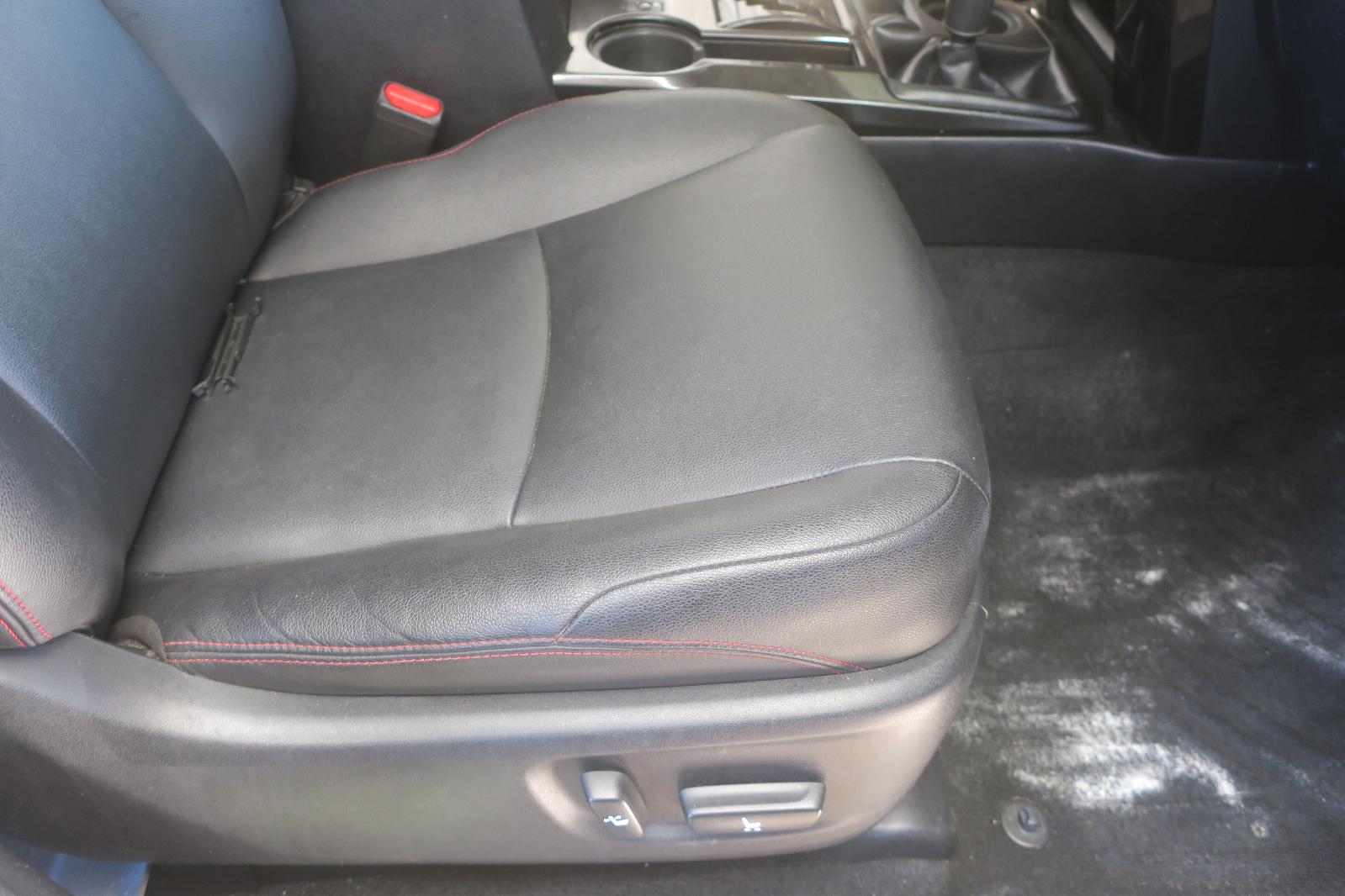 Seat, Front