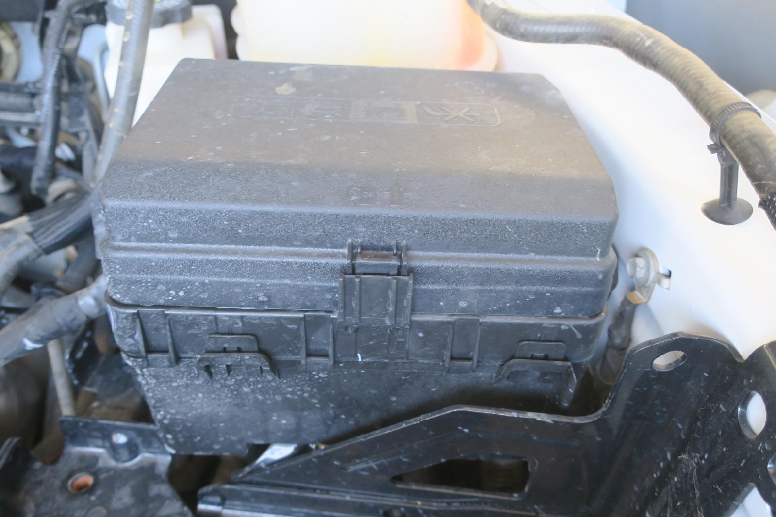 Fuse Box, Engine