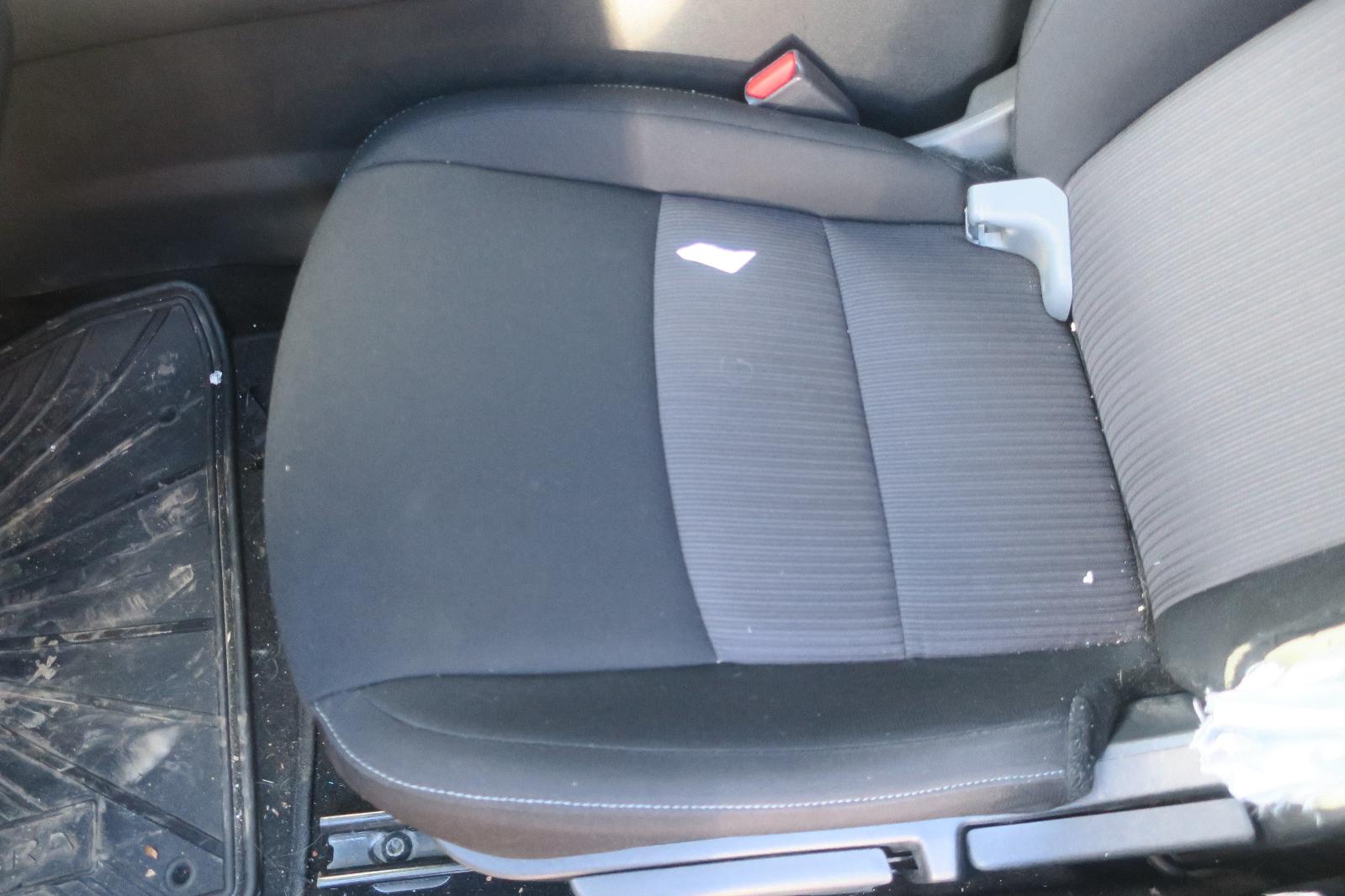 Seat, Front