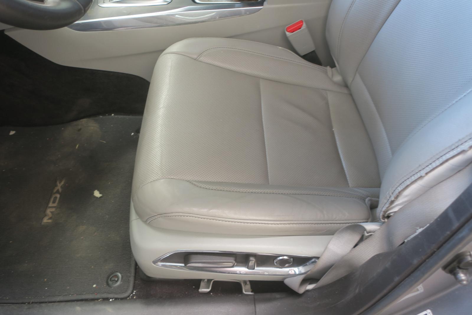 Seat, Front