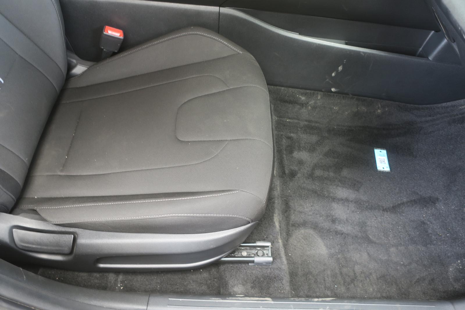 Seat, Front