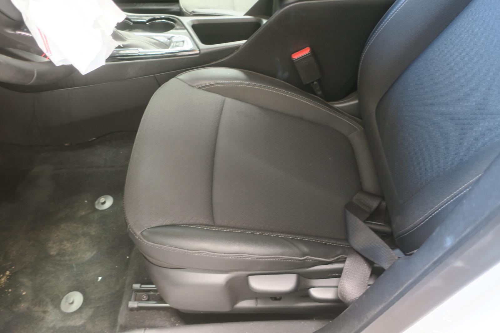 2025 Buick Encore GX Front Seat