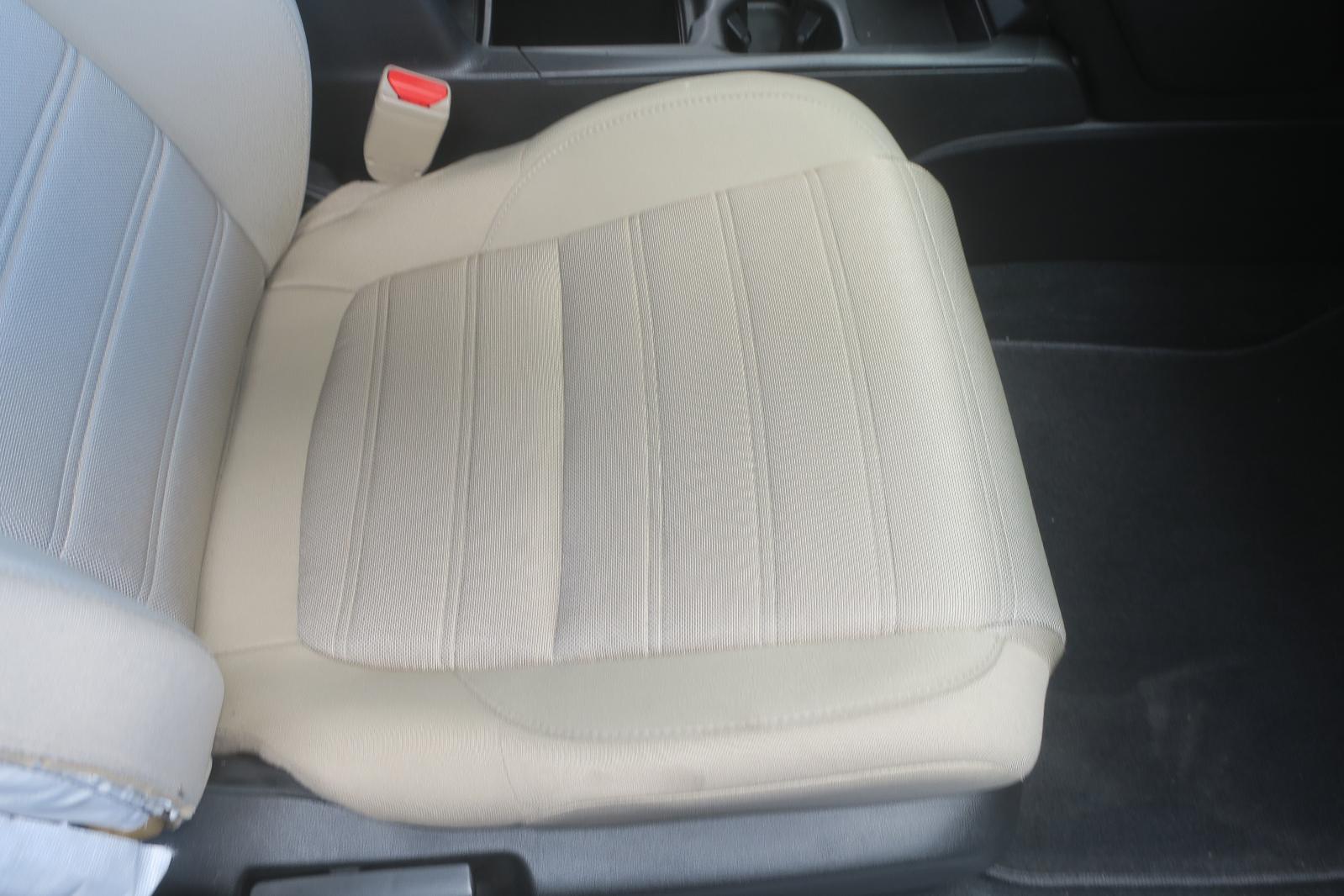 Seat, Front