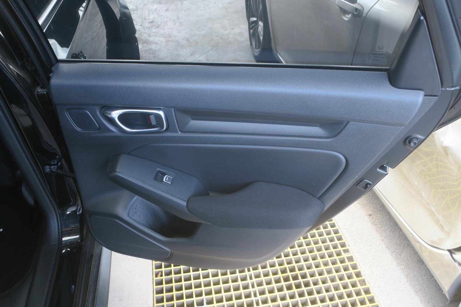 Rear Door Panel