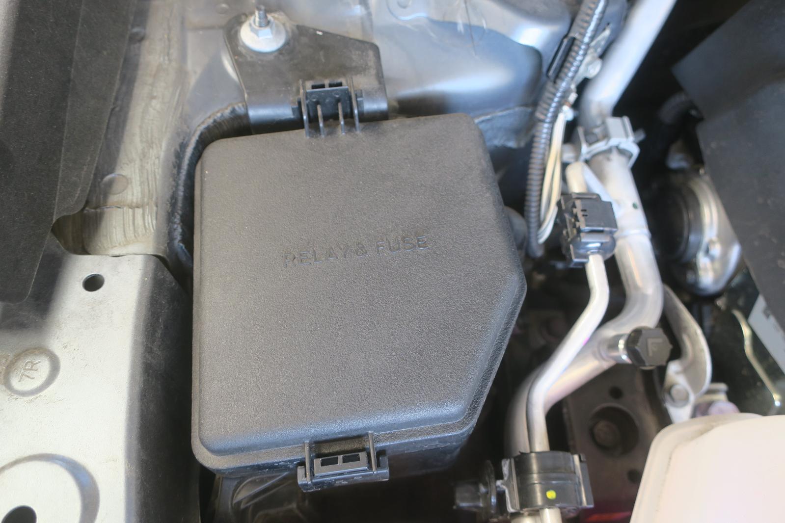 Fuse Box, Engine