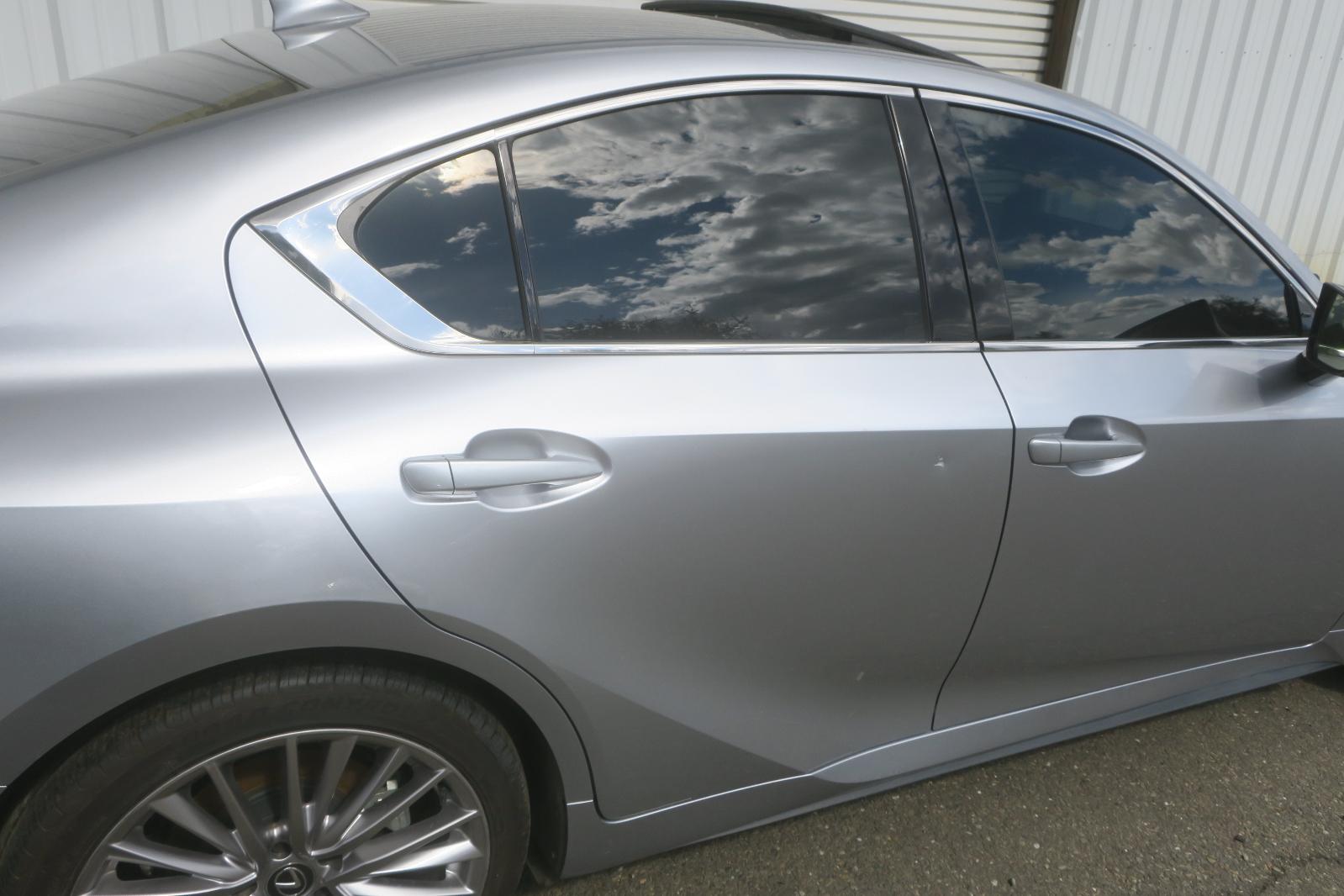 Dr Assm, Rear Side