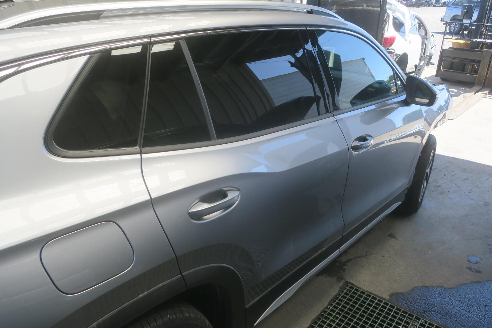 Dr Assm, Rear Side