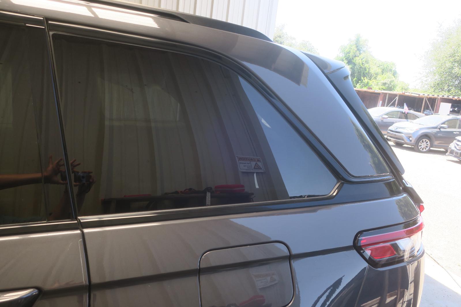 2023 Jeep Grand Cherokee Rear Quarter Glass