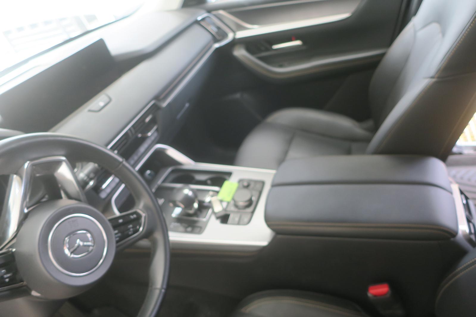 Console, Front