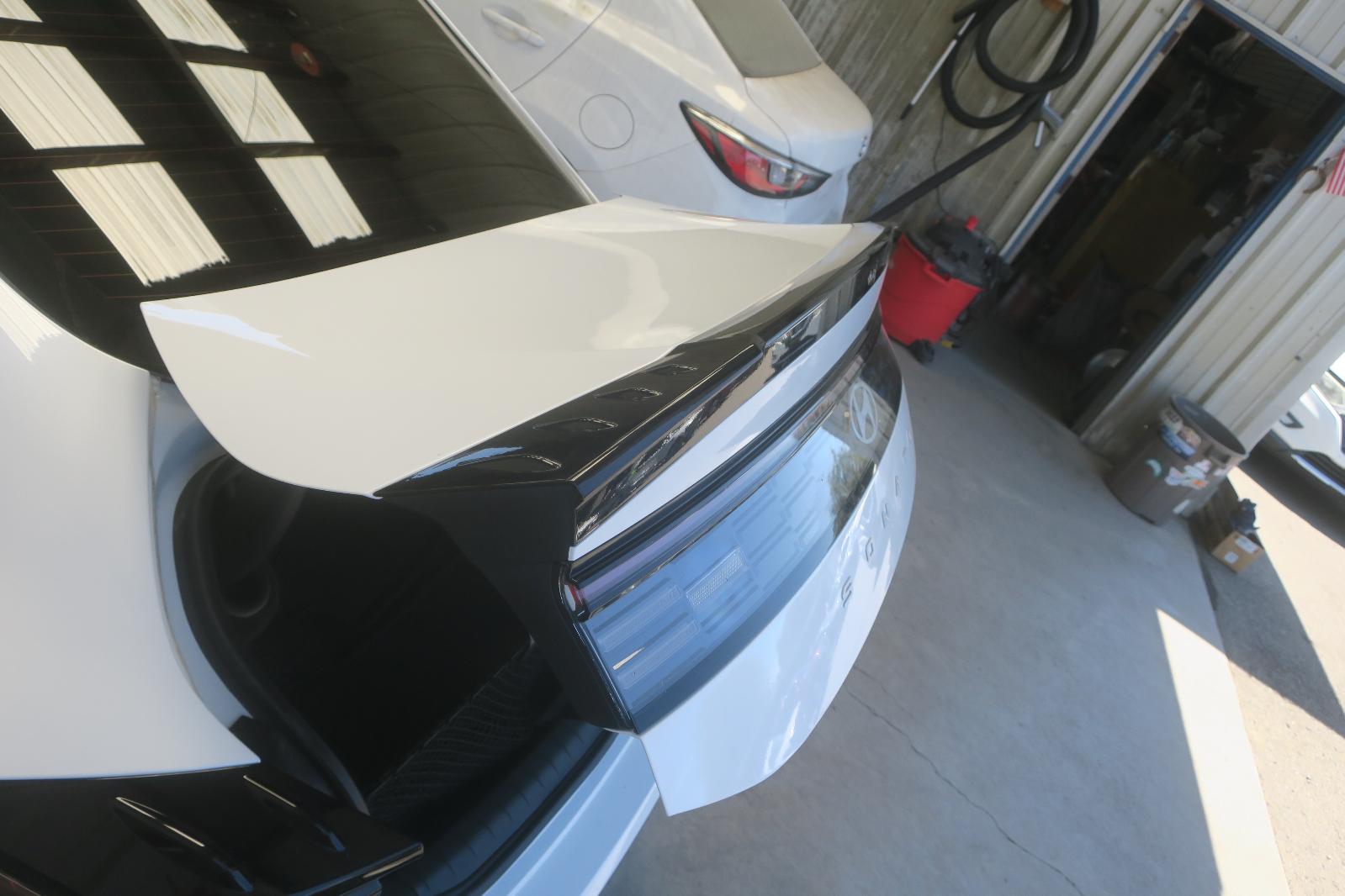Decklid  Tailgate Hatch