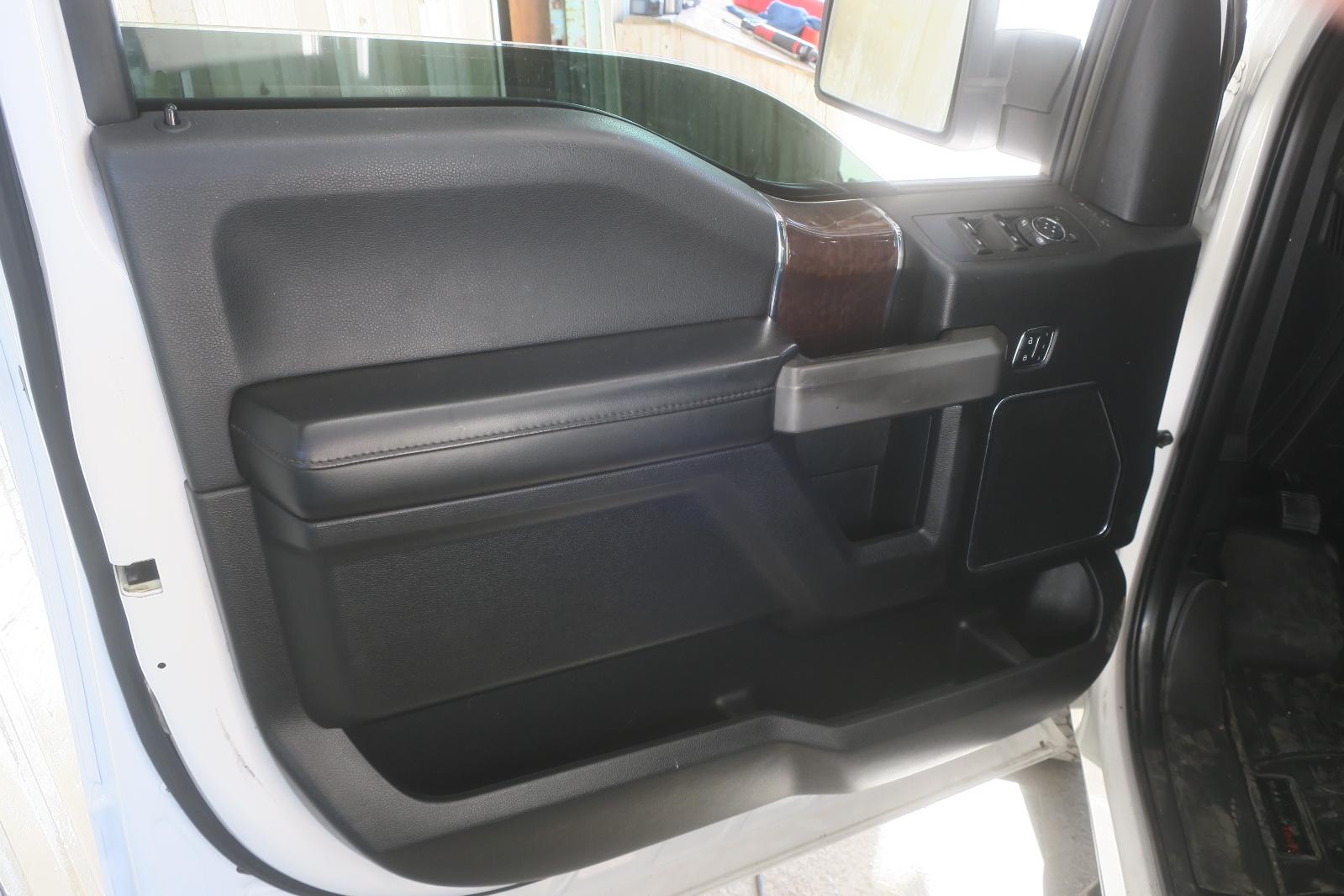2015 Ford F150 Pickup Front Door Panel