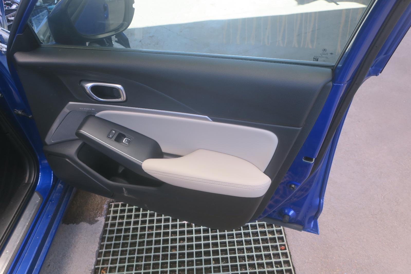 Front Door Panel
