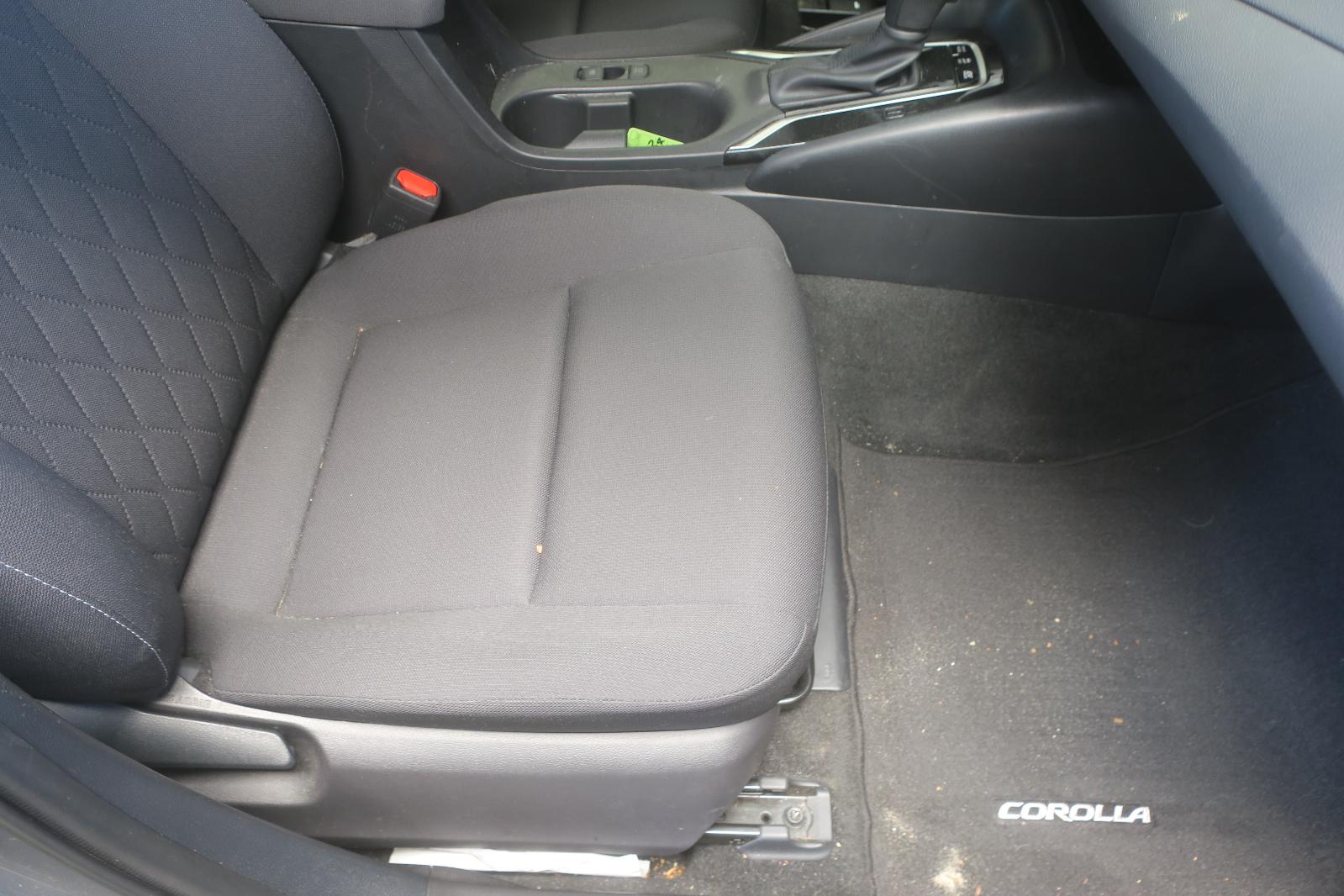 Seat, Front