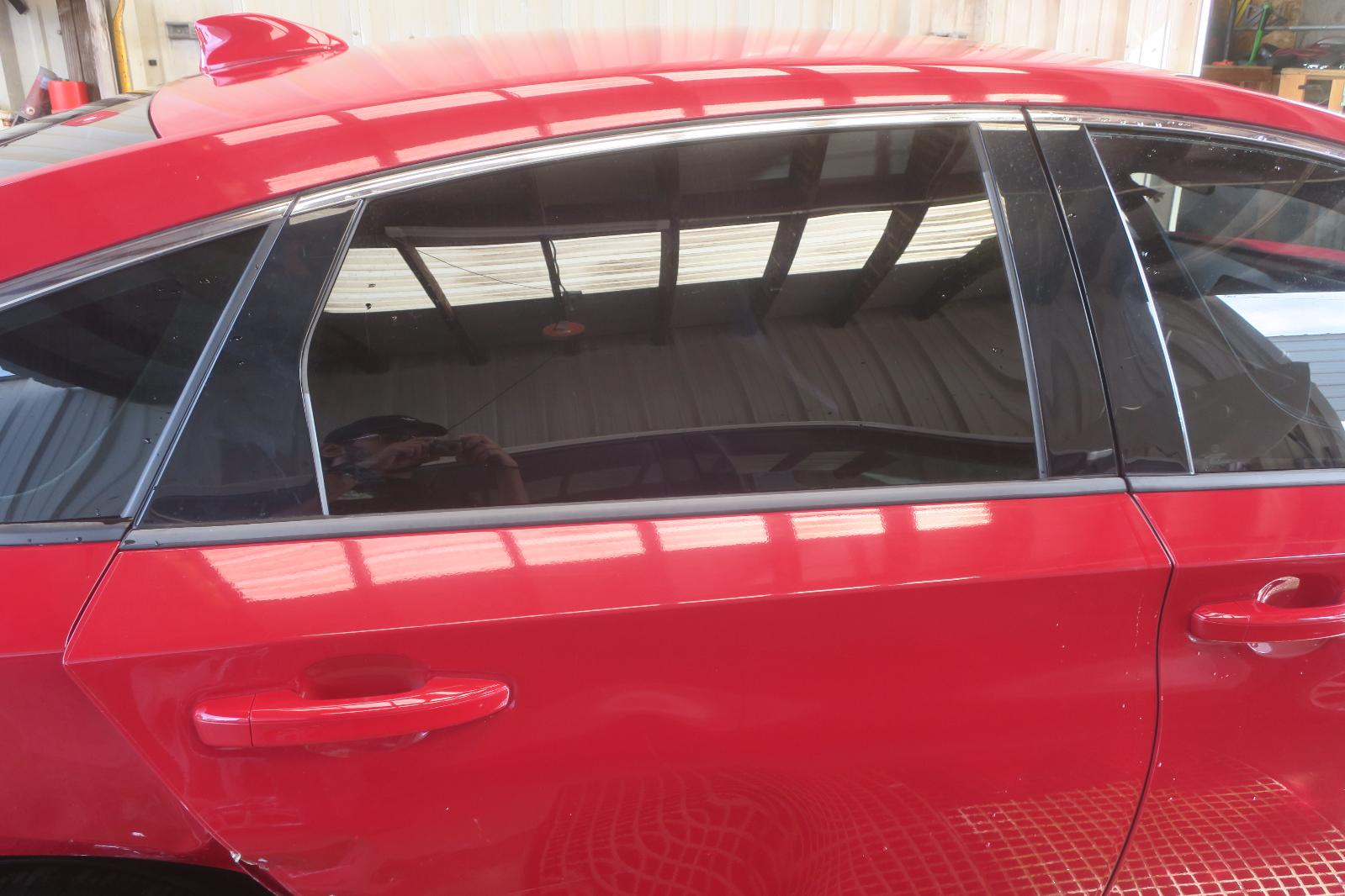 Rear Door Glass