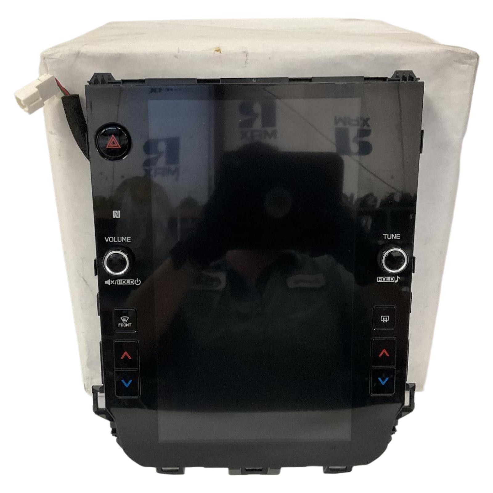 Info-GPS-TV Screen