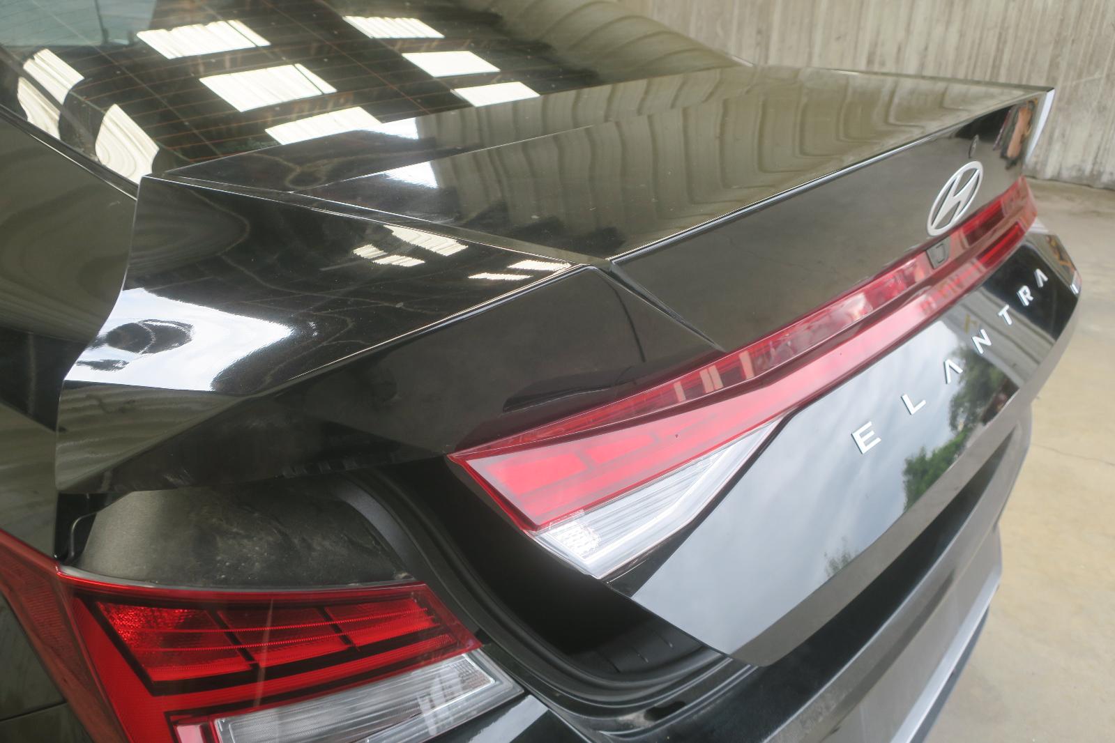 Decklid  Tailgate