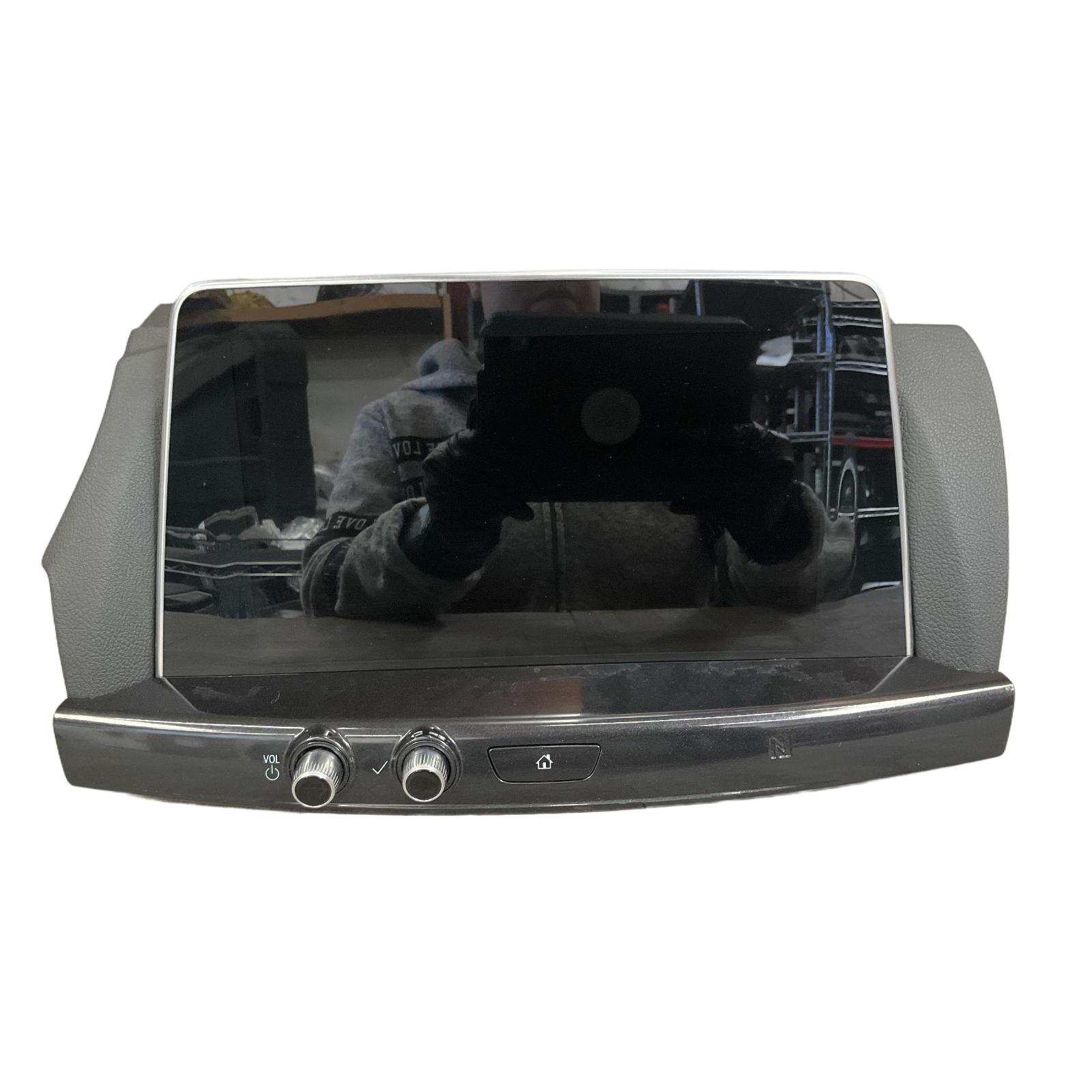 Info-GPS-TV Screen