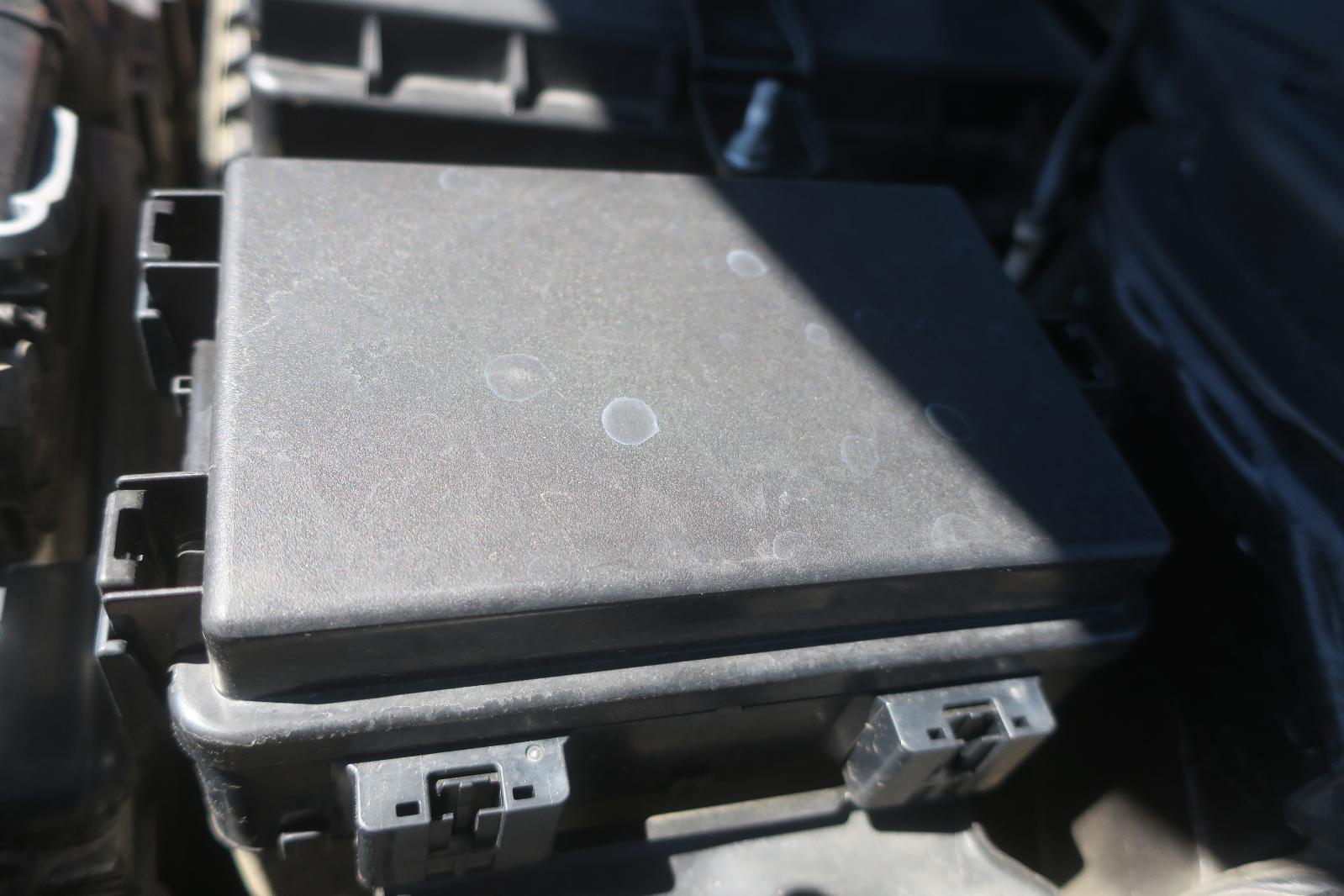 Fuse Box, Engine