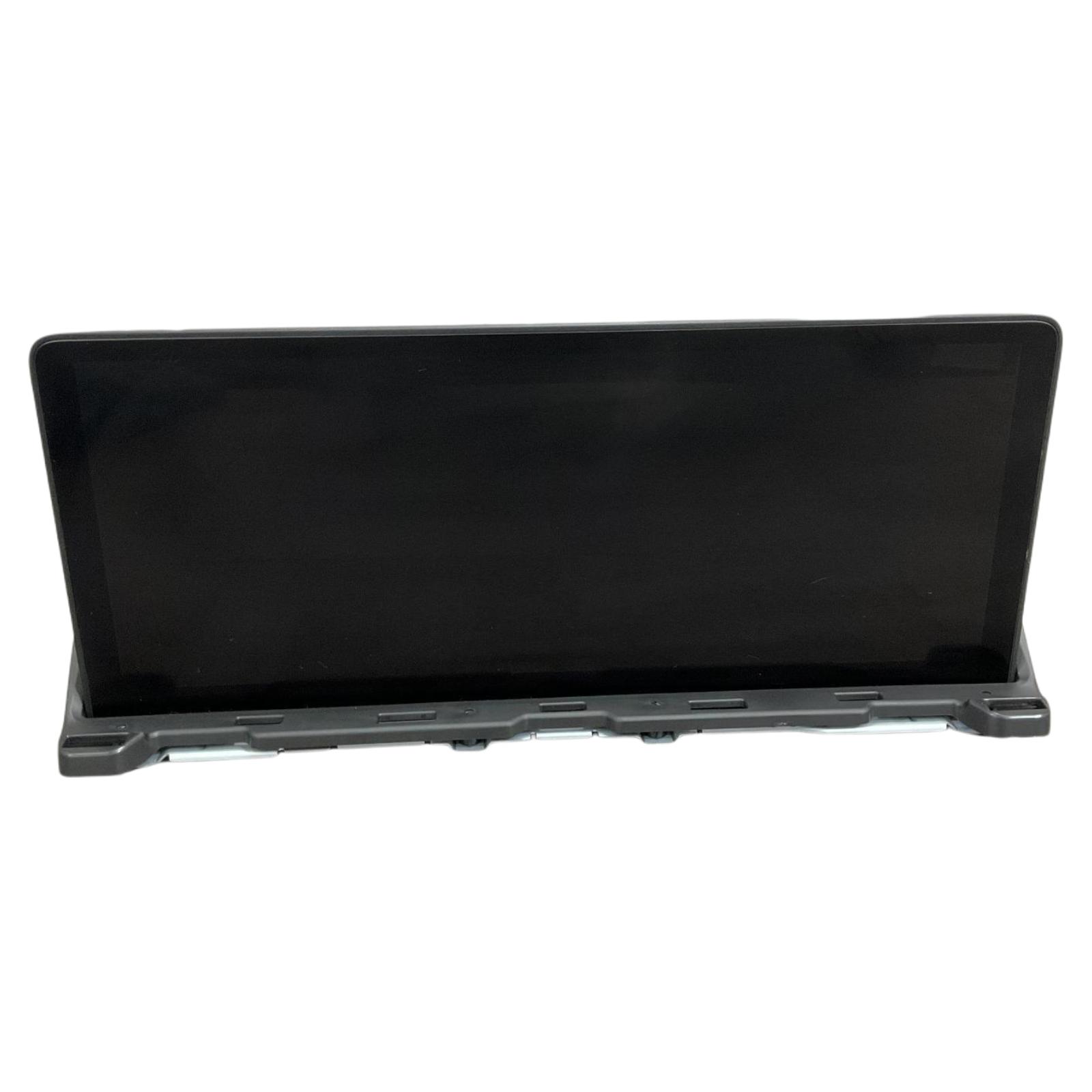 Info-GPS-TV Screen