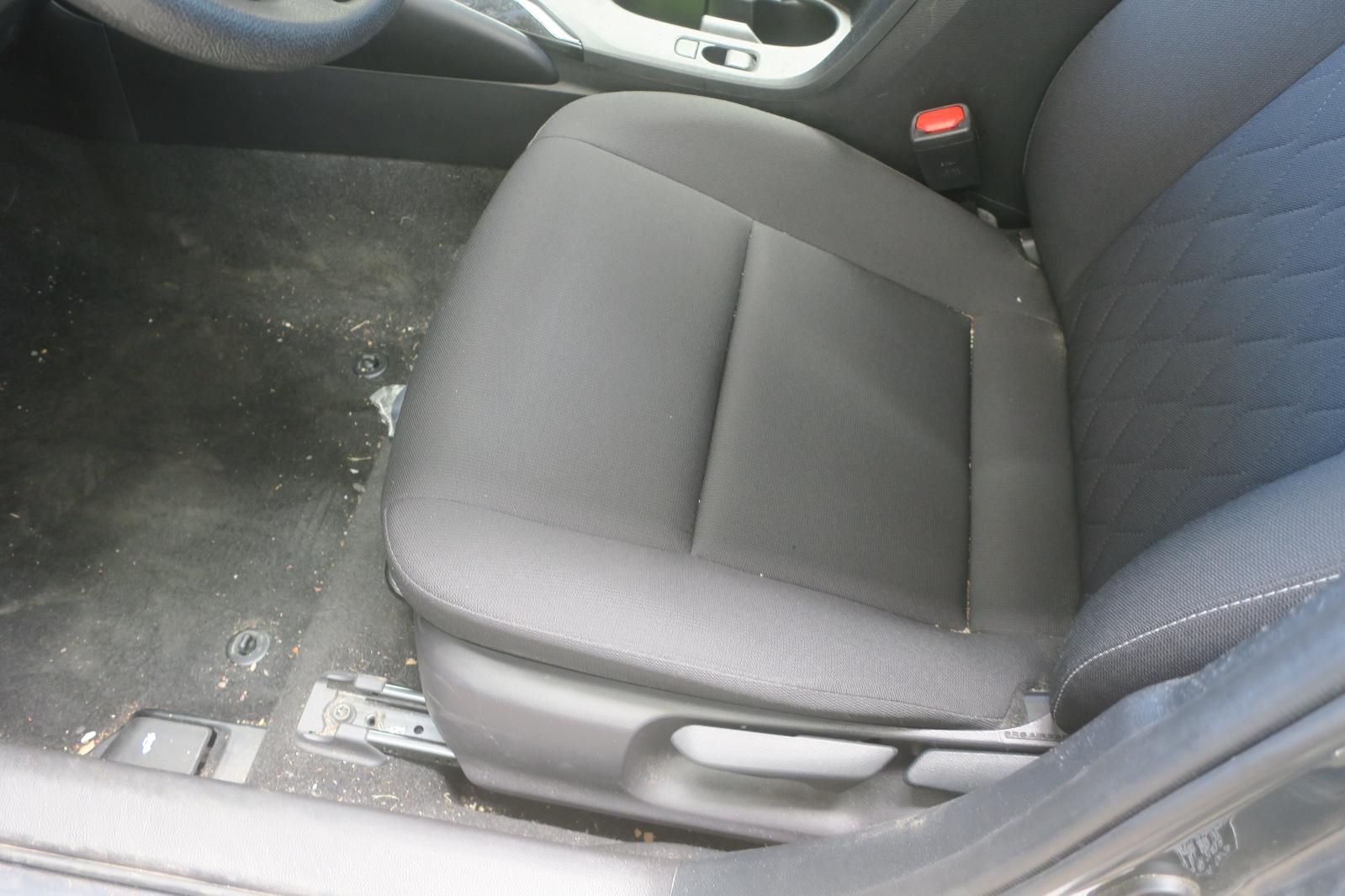 Seat, Front
