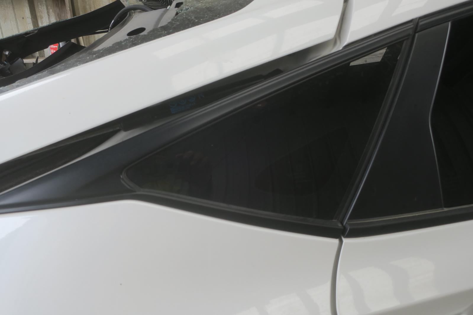 Quarter Glass